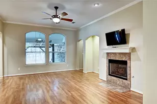 1960 Greentree Dr, Huntsville, TX 77340 - Photo 13