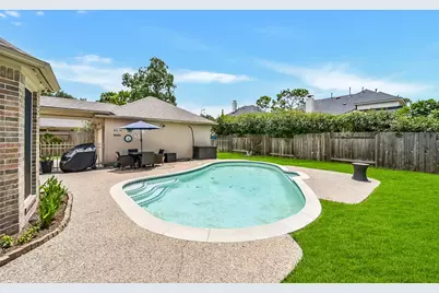 406 Ashberry Court, League City, TX 77573 - Photo 43