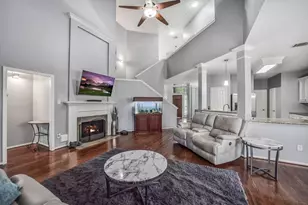 406 Ashberry Ct, League City, TX 77573 - Photo 3