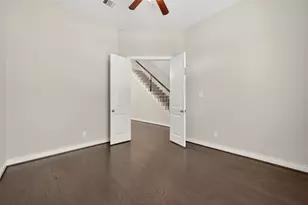 4926 Thunder Creek Ln, Sugar Land, TX 77479 - Photo 7