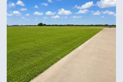 2924 Hammock Court, Palacios, TX 77465 - Photo 7