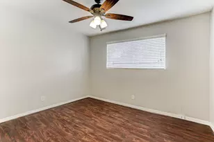 3414 Garrott St, Houston, TX 77006 - Photo 5