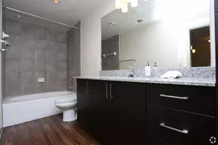 8520 Madie Dr, Houston, TX 77022 - Photo 15