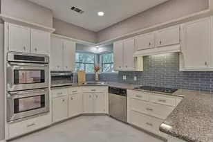 9 Southfork Pines Ct, Spring, TX 77381 - Photo 5