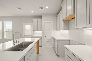 2983 Pk Hl Ln, Stafford, TX 77477 - Photo 9
