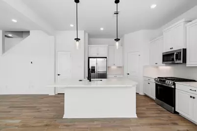 106 West Coralburst Loop, Montgomery, TX 77316 - Photo 5