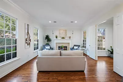 4033 Piping Rock Lane, Houston, TX 77027 - Photo 9