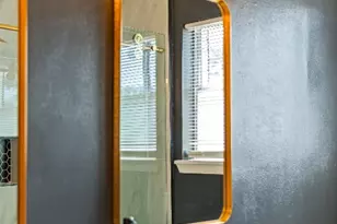 10042 Lazy Oaks St, Houston, TX 77080 - Photo 19