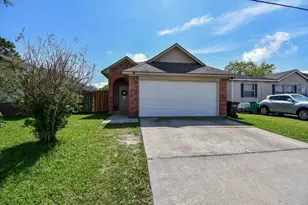 1909 W Texas Ave, Baytown, TX 77520 - Photo 3