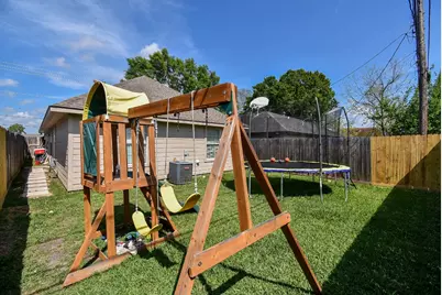 1909 W Texas Avenue, Baytown, TX 77520 - Photo 39