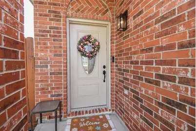 1909 W Texas Avenue, Baytown, TX 77520 - Photo 7