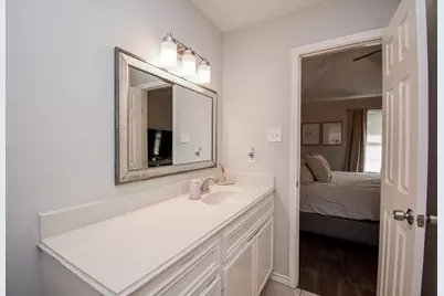 1909 W Texas Avenue, Baytown, TX 77520 - Photo 29