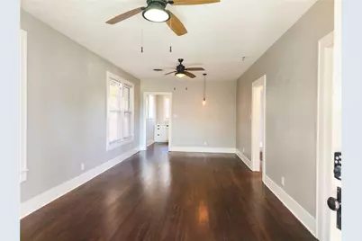 4302 Avenue Q 1/2, Galveston, TX 77550 - Photo 3