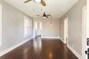 4302 Ave Q 1/2, Galveston, TX 77550 - Photo 3