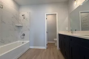9319 Noel St, Houston, TX 77033 - Photo 9