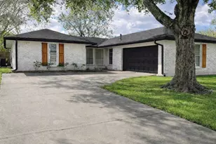 10322 Sageburrow Dr, Houston, TX 77089 - Photo 1