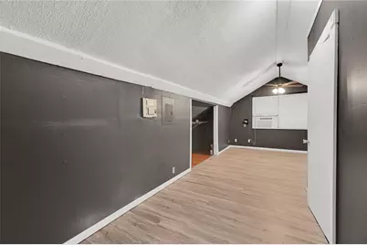 310 N Rock Island Street #4, Angleton, TX 77515 - Photo 9