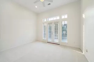 5325 Hidalgo St, Houston, TX 77056 - Photo 19