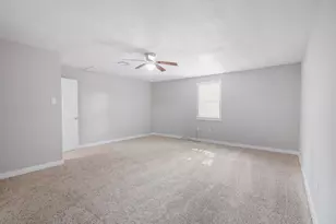 112 Oakdale St, Dayton, TX 77535 - Photo 19