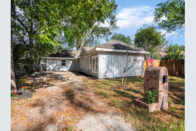 112 Oakdale Street, Dayton, TX 77535 - Photo 3