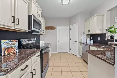 9458 Grand Spark Drive, Rosharon, TX 77583 - Photo 13