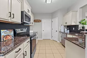 9458 Grand Spark Dr, Rosharon, TX 77583 - Photo 13