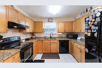 23422 Cliffwood Drive, New Caney, TX 77357 - Photo 7