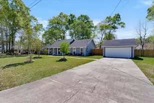 23422 Cliffwood Dr, New Caney, TX 77357 - Photo 3