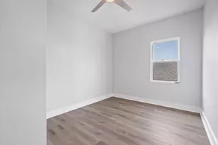 805 10th St, Galveston, TX 77550 - Photo 5