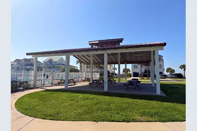 4223 S Sunset Bay Drive, Galveston, TX 77554 - Photo 13