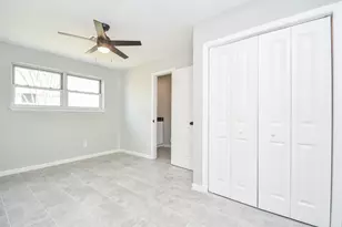 5850 Duxbury St, Houston, TX 77035 - Photo 29