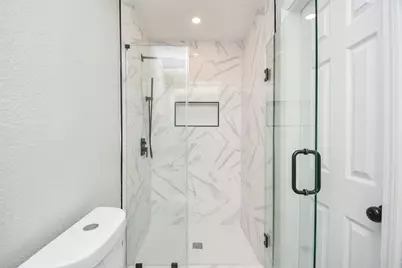 5850 Duxbury Street, Houston, TX 77035 - Photo 27