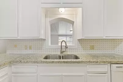 10515 Eddystone Drive, Houston, TX 77043 - Photo 9