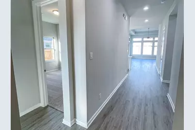 2717 Mackinac Bay Drive, Texas City, TX 77568 - Photo 3