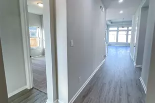 2717 Mackinac Bay Dr, Texas City, TX 77568 - Photo 3