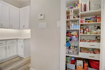 2510 Zemmer Lane, Houston, TX 77008 - Photo 13