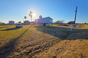 405 Blue Water Blvd, Sargent, TX 77414 - Photo 35