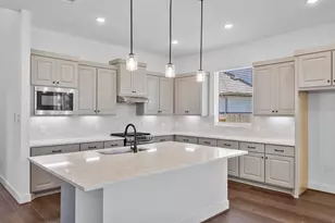 18028 Brennie Bird Ln, Conroe, TX 77302 - Photo 7