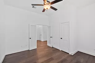 18028 Brennie Bird Ln, Conroe, TX 77302 - Photo 13