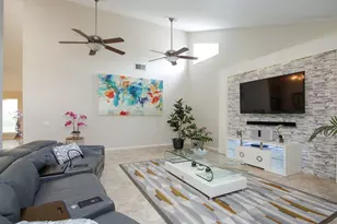 2110 Woodland Park Dr, Houston, TX 77077 - Photo 11
