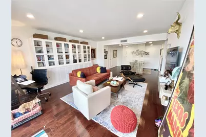 2016 Main Street #2105, Houston, TX 77002 - Photo 3