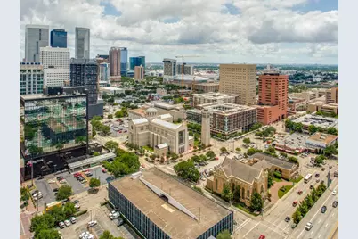 2016 Main Street #2105, Houston, TX 77002 - Photo 23
