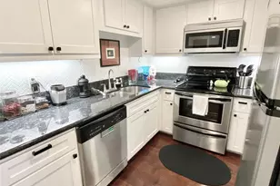 2016 Main St, Houston, TX 77002 - Photo 9