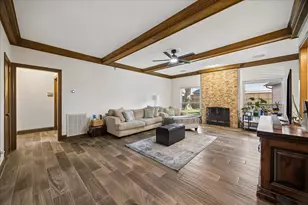 3811 Trappers Forest Dr, Houston, TX 77088 - Photo 5