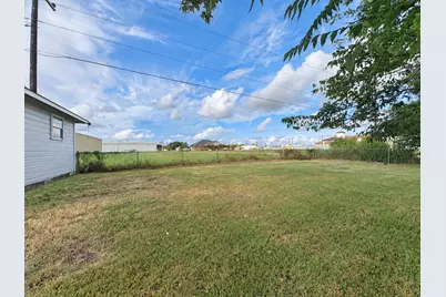 3515 5th Street, Bay City, TX 77414 - Photo 9