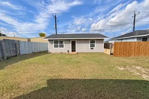 3515 5th St, Bay City, TX 77414 - Photo 11