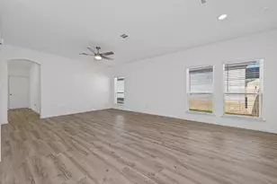 9718 Enclave Ridge Rd, Willis, TX 77318 - Photo 9