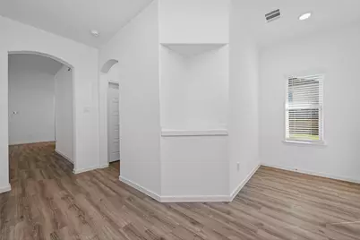 9718 Enclave Ridge Road, Willis, TX 77318 - Photo 7