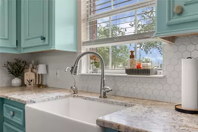 4601 Kendall Road, Baytown, TX 77523 - Photo 19