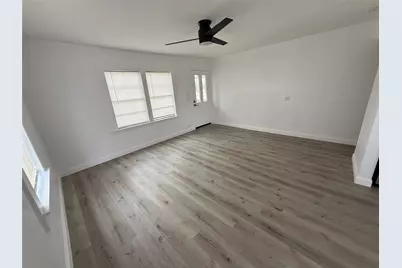 4114 Victoria Avenue, Dickinson, TX 77539 - Photo 11